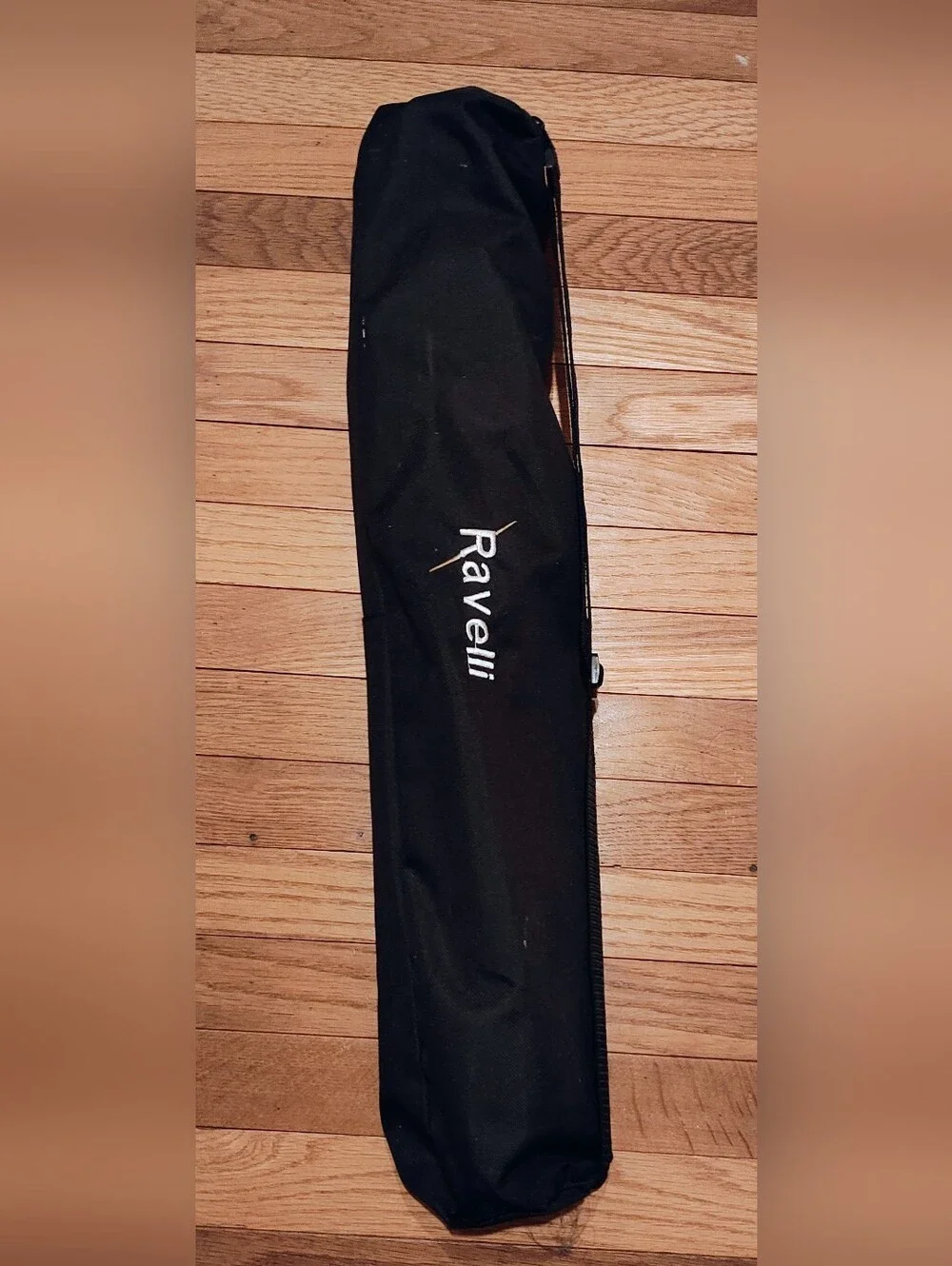 Ravelli Black Camera Tripod with Carry Bag